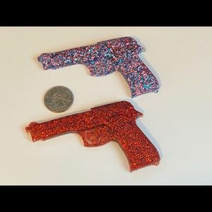 ✨Resin Glitter Gun Key Chain✨